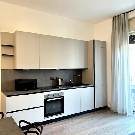 Visconti Design And Comfort In Apartman *